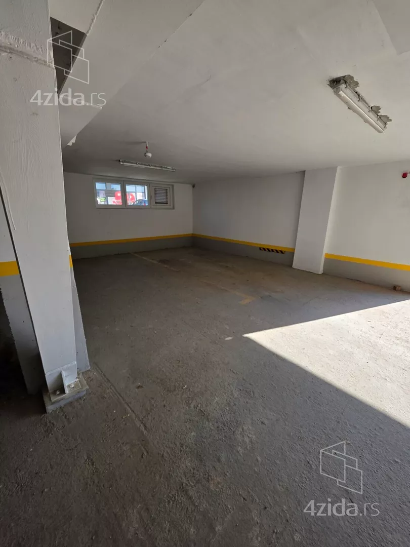 Garaža | 4zida