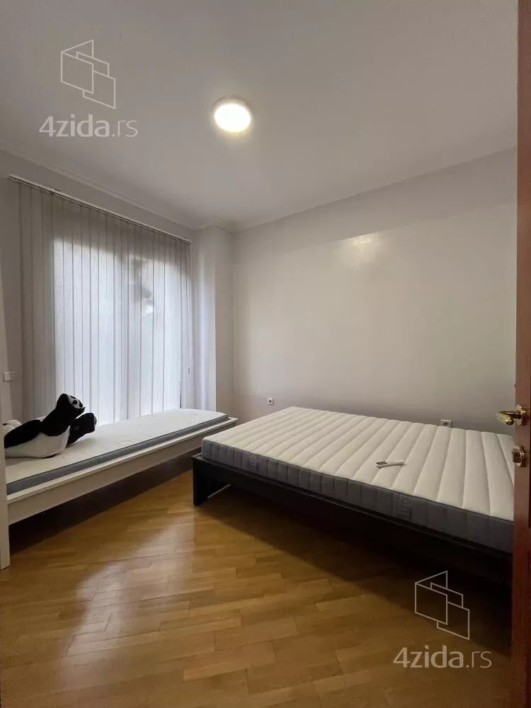 Kancelarija | 4zida