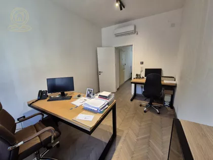 Autokomanda | 4zida.rs