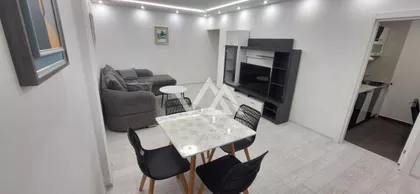 Ustanička | 4zida.rs