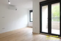 Šestosoban stan | 4zida
