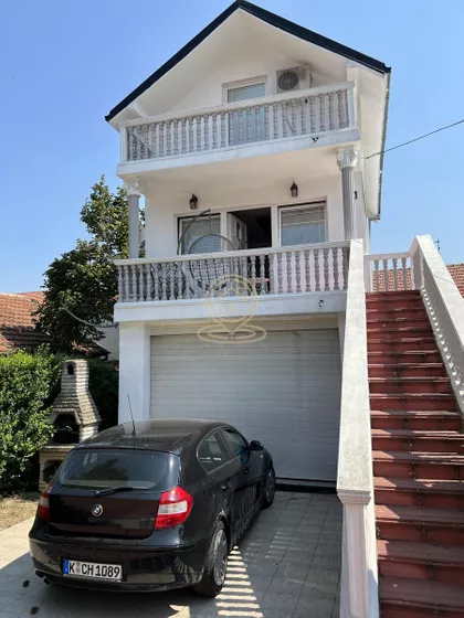 Dušanovac | 4zida.rs