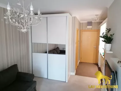 LAZE KOSTIĆA | 4zida.rs