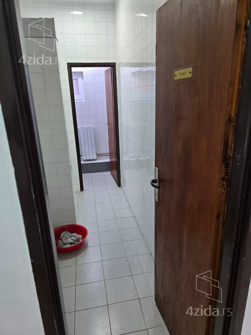 Šestosoban stan | 4zida
