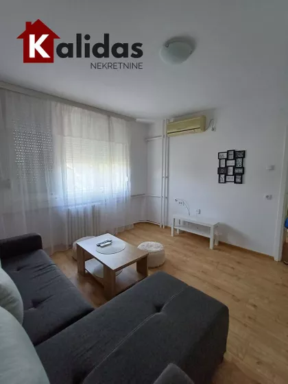 Železnička stanica | 4zida.rs
