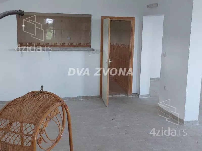 Ugostiteljski objekat | 4zida