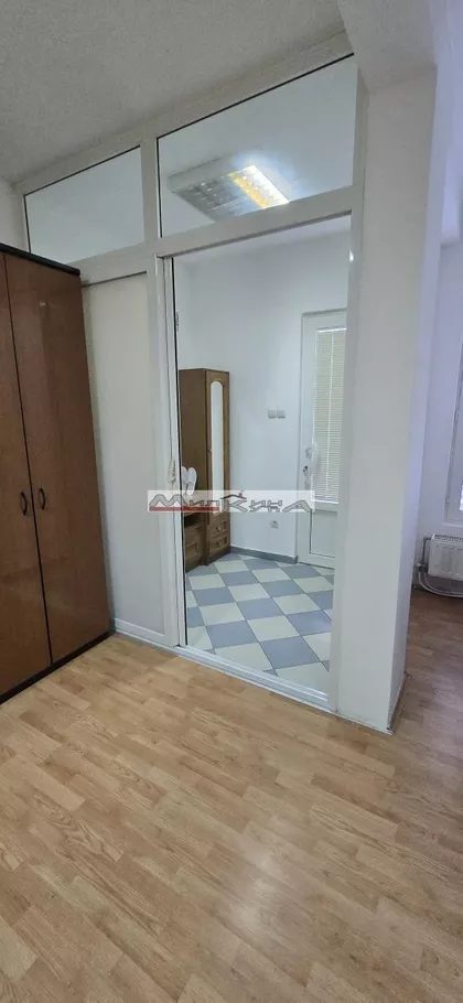 Kneževac | 4zida.rs