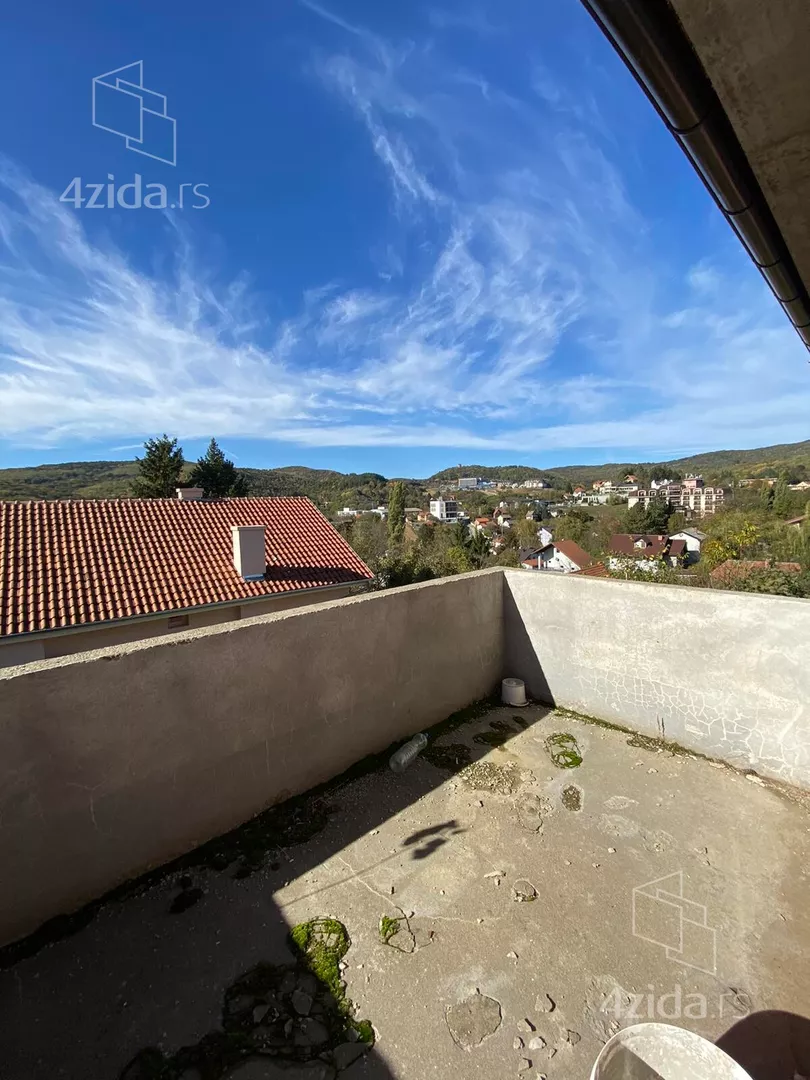 Turistički objekat | 4zida