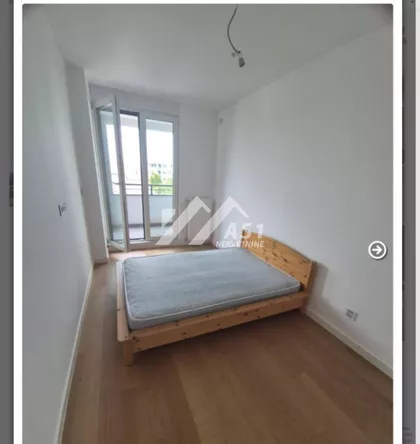 Heroja Pinkija | 4zida.rs