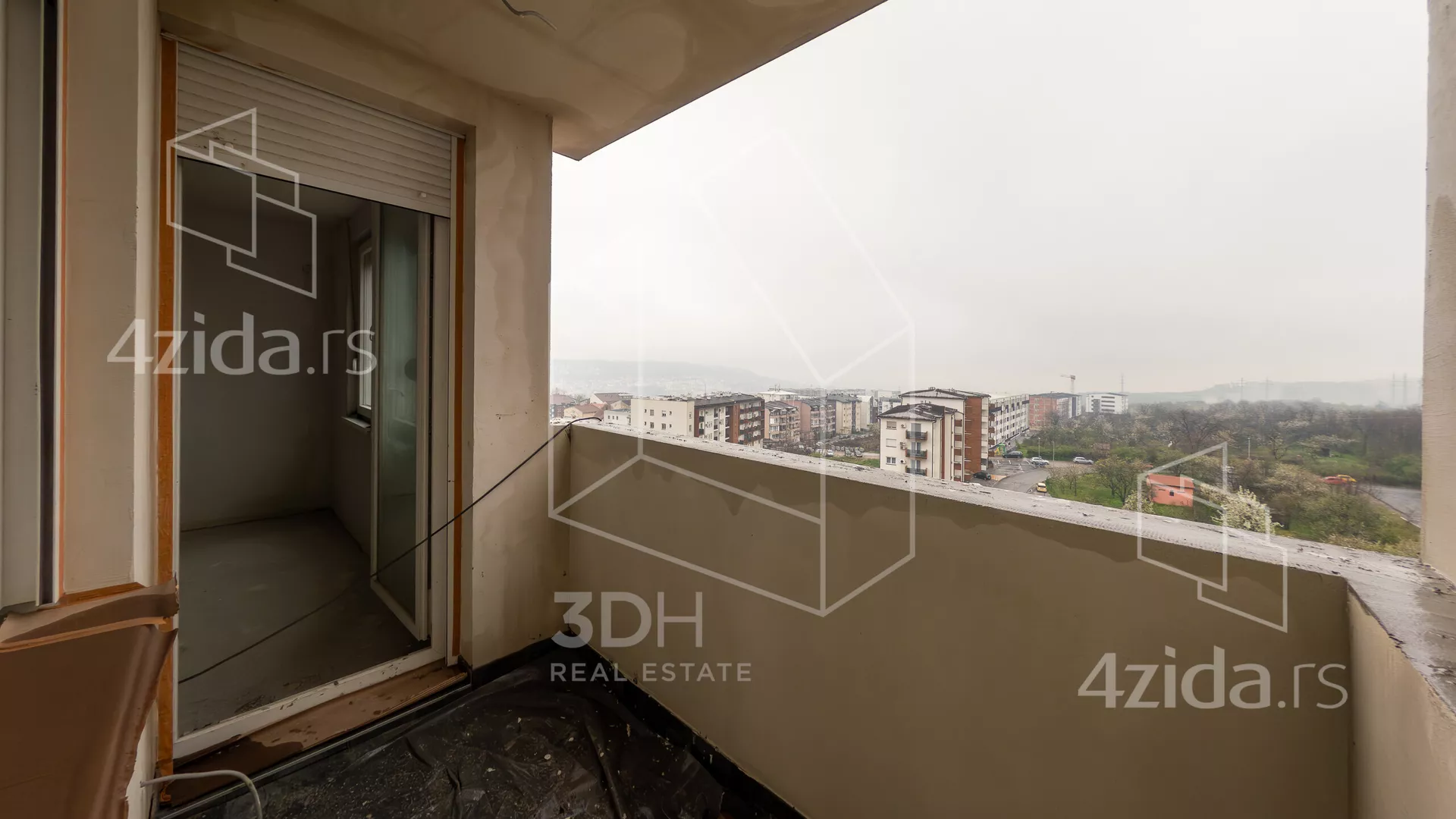 Jednoiposoban stan | 4zida