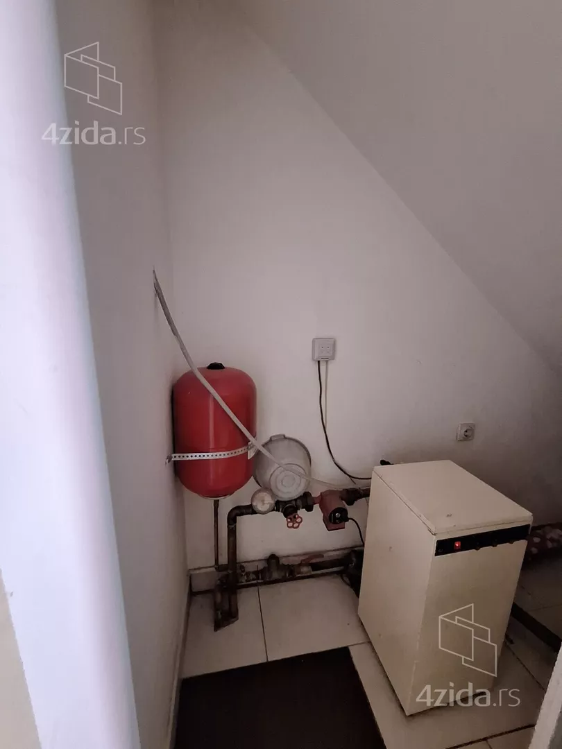 3-etažna kuća | 4zida