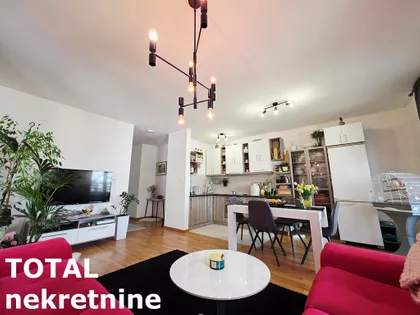 Lipov Gaj | 4zida.rs