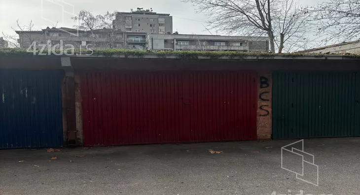 Garaža | 4zida