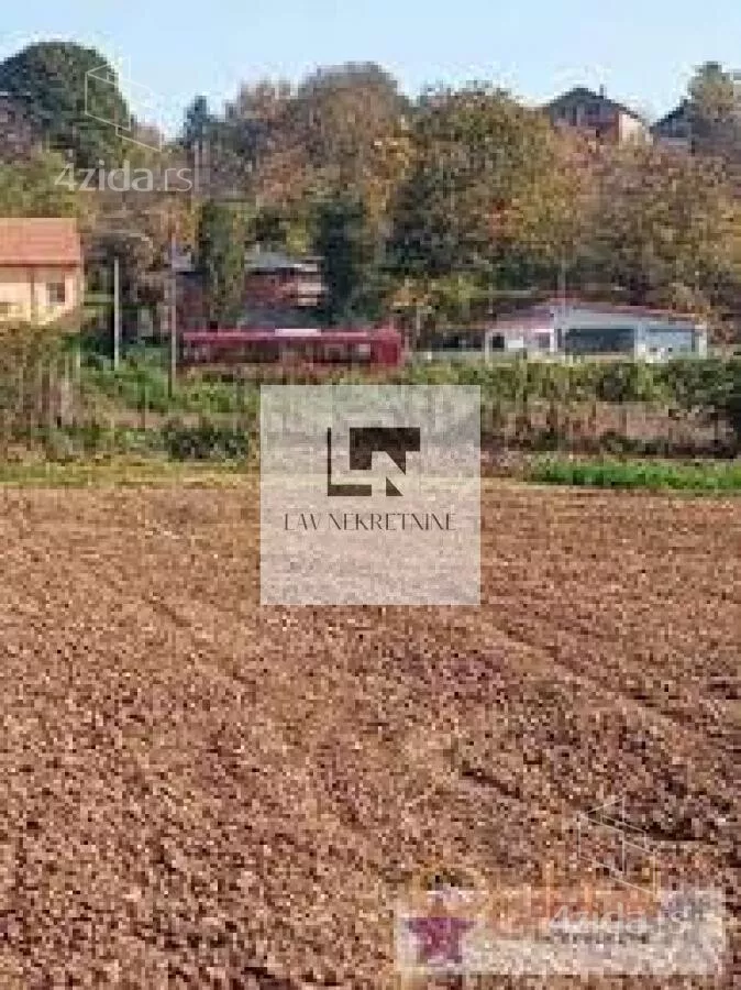 Plac | 4zida