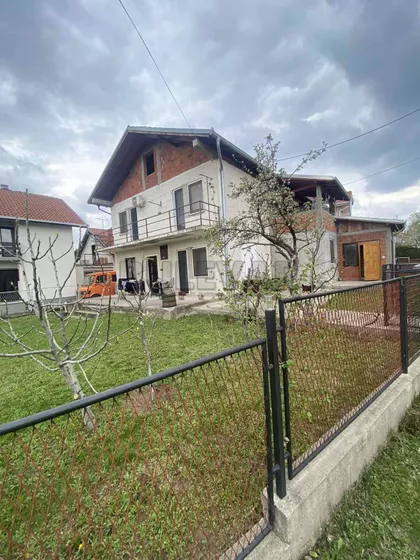Radovana Mićovića | 4zida.rs