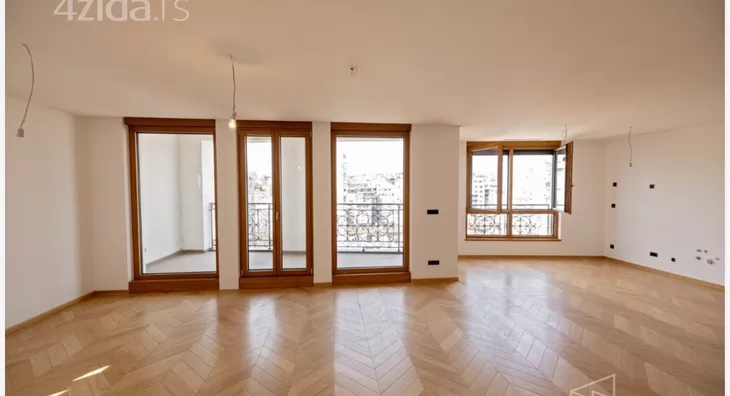 Petosoban stan | 4zida