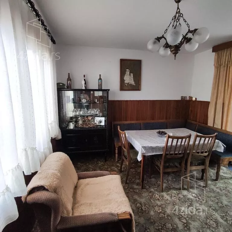 2-etažna kuća | 4zida