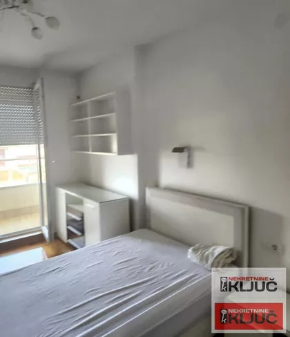 Bulevar Patrijarha Pavla (Somborski Bulevar) | 4zida.rs