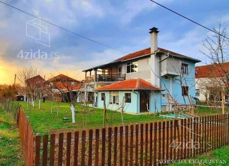 Petrovac — fotografija