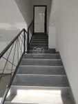 Lokal | 4zida