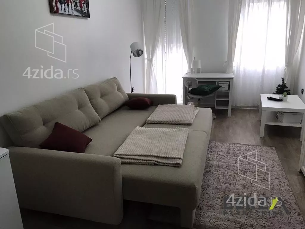 Garsonjera | 4zida