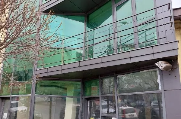 Poslovna zgrada | 4zida