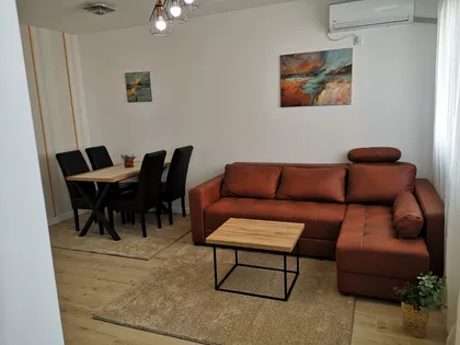 Gundulićeva 1b | 4zida.rs