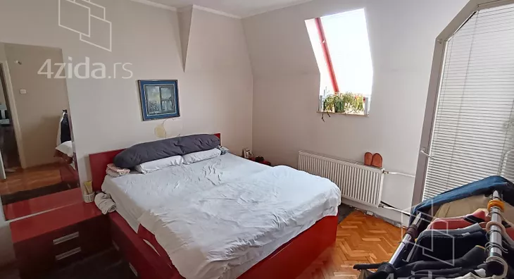 Četvoroiposoban stan | 4zida