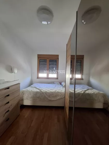 Tome Maksimovića | 4zida.rs