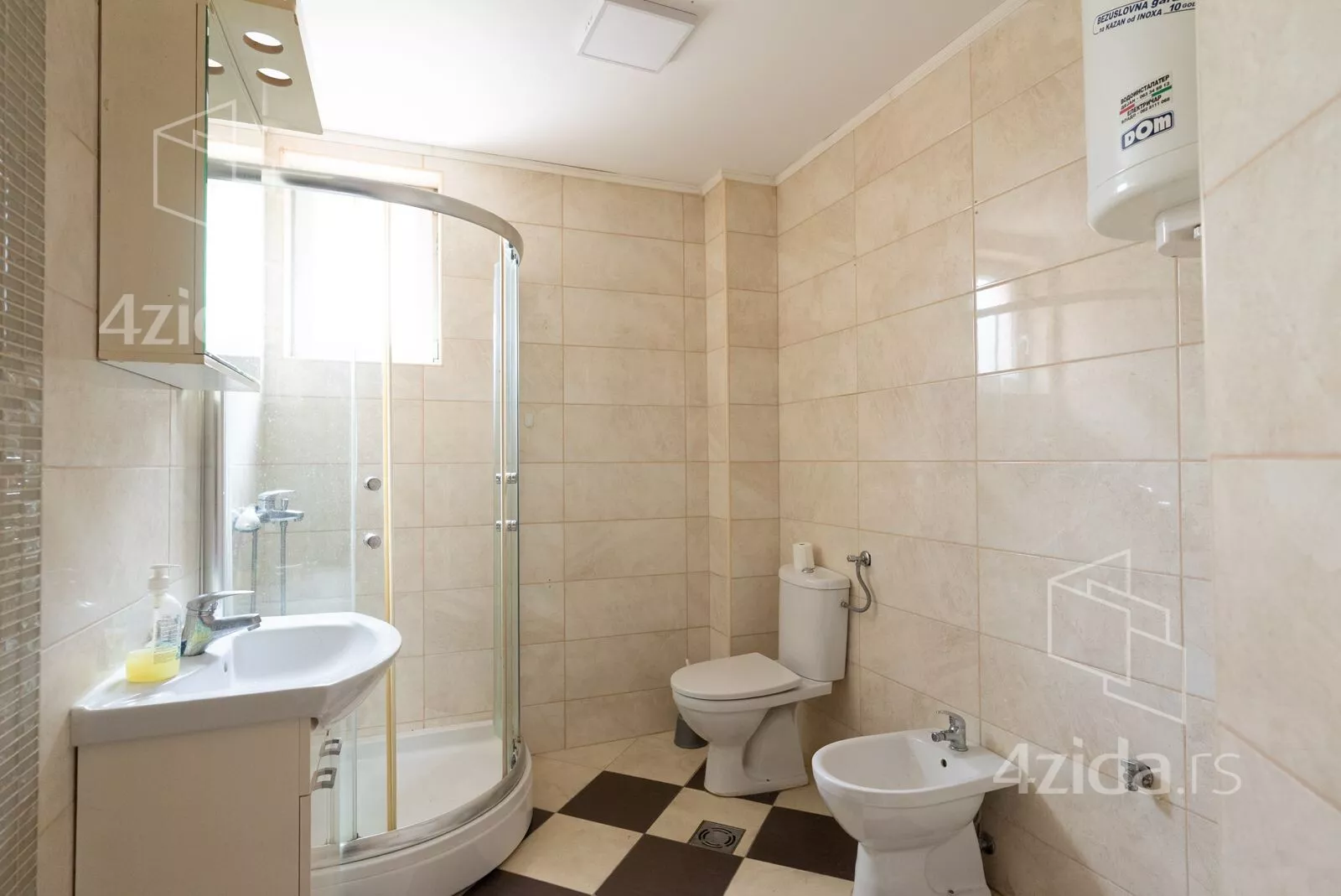 Četvorosoban stan | 4zida