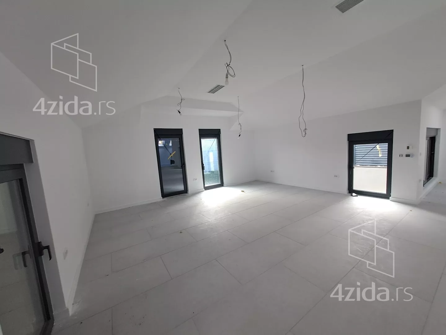 3-etažna kuća | 4zida