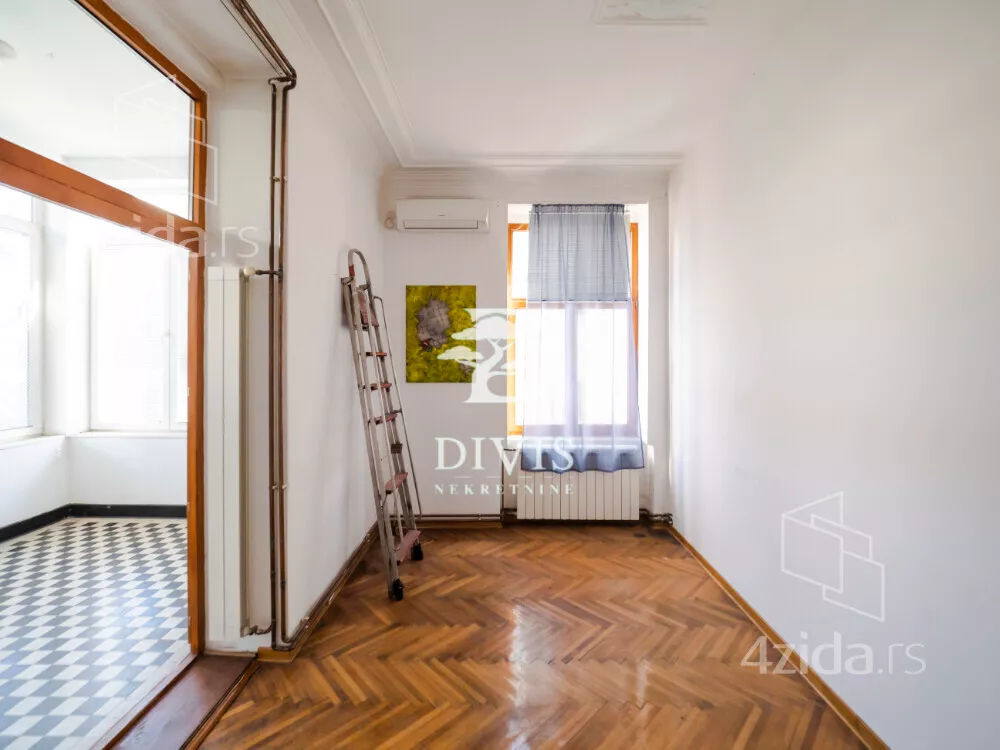 Četvoroiposoban stan | 4zida