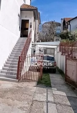 5-etažna kuća | 4zida