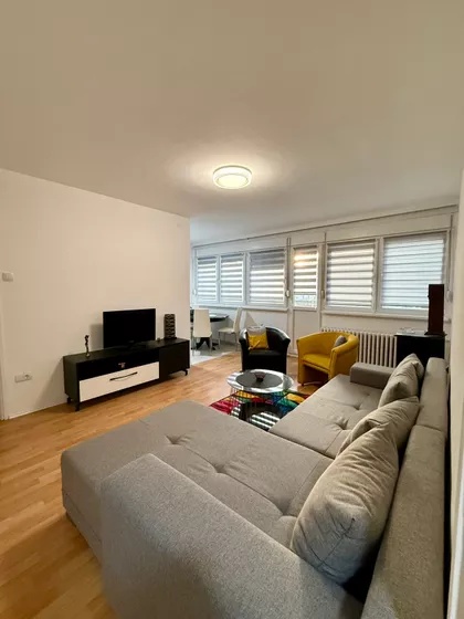 Blok 11c - Stari Merkator | 4zida.rs