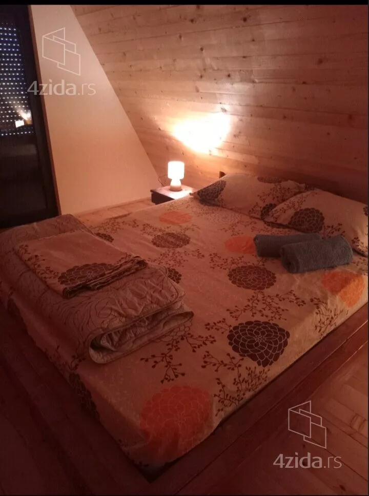 5-etažna kuća | 4zida