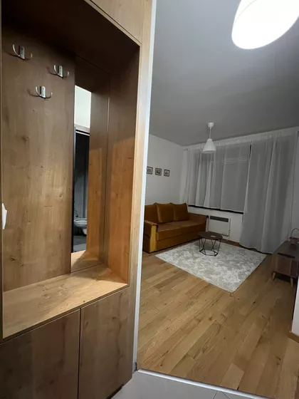 Kiridžijska 33 | 4zida.rs