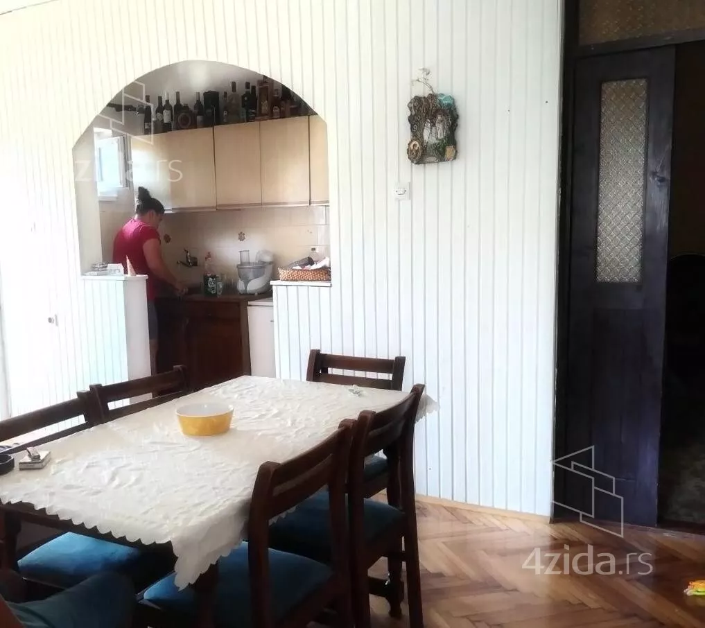 Kuća | 4zida