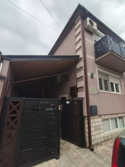 Karađorđev Trg | 4zida.rs