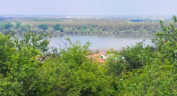 Plac | 4zida