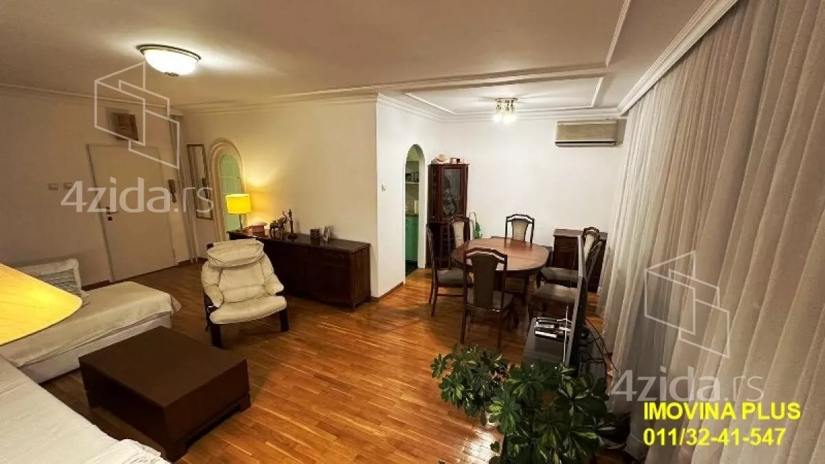 Troiposoban stan | 4zida