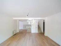 Šestosoban stan | 4zida