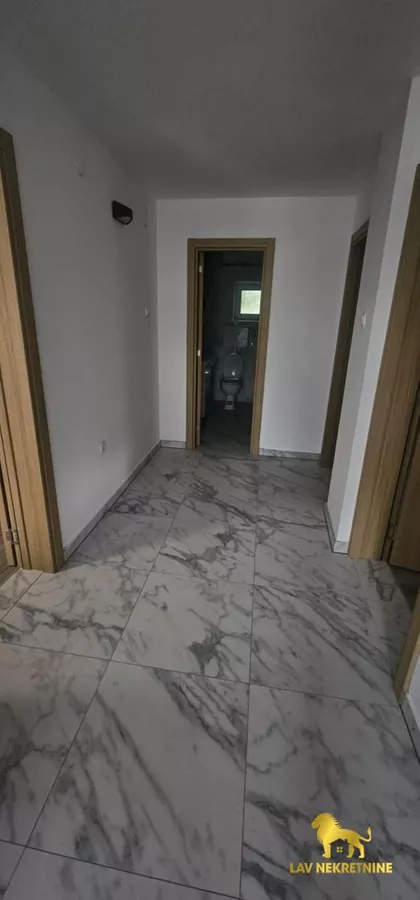 SOFIJE VUJIĆ | 4zida.rs