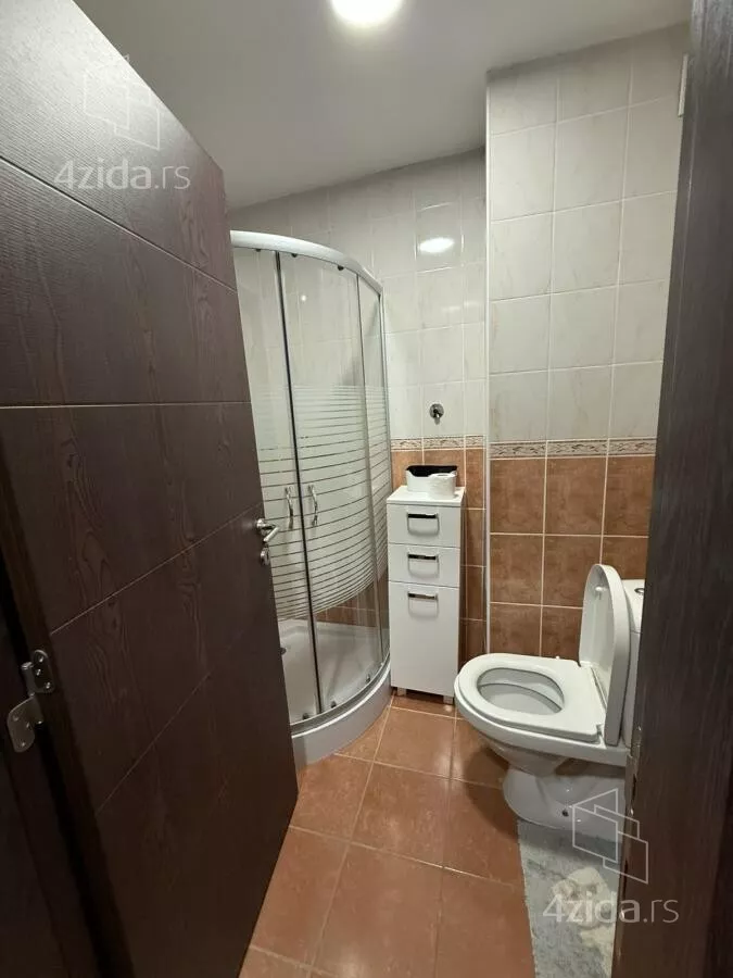 Garsonjera | 4zida