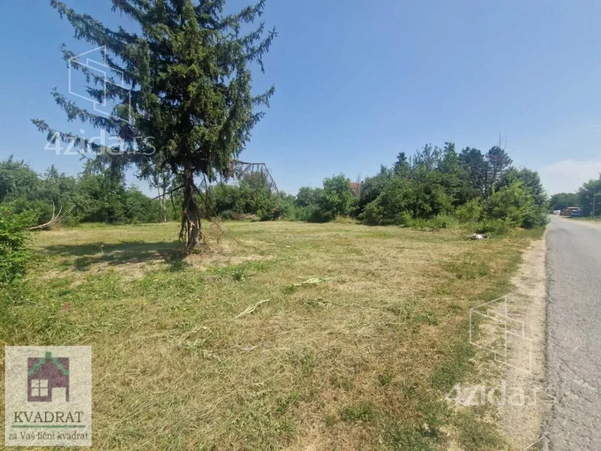 Plac | 4zida