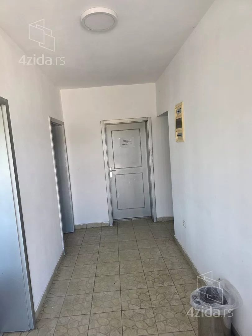 Hala | 4zida