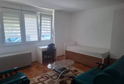Gradska Bolnica | 4zida.rs