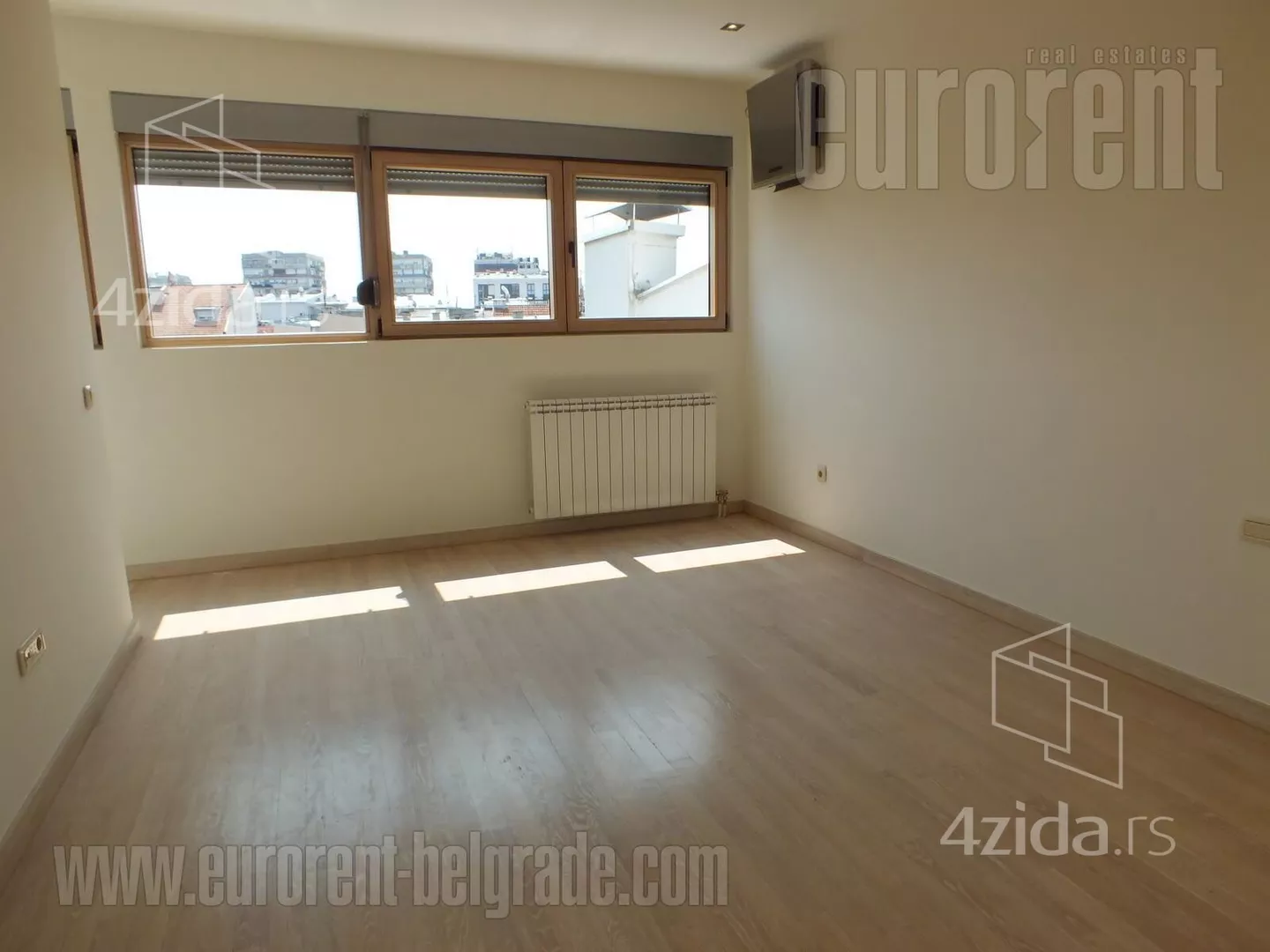 Šestosoban stan | 4zida