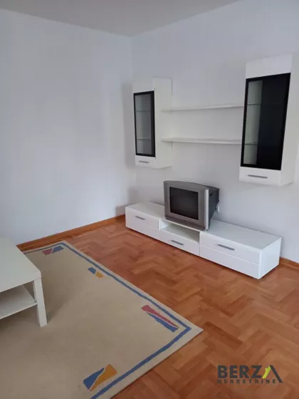 Jugovićevo | 4zida.rs
