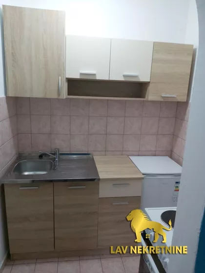 DANILA KIŠA | 4zida.rs