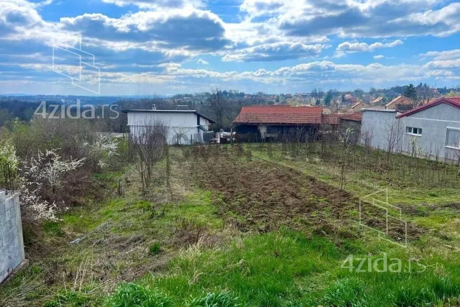 Građevinsko zemljište | 4zida